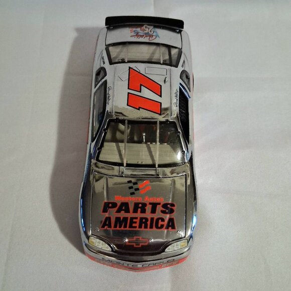 1997 Darrell Waltrip #17 Parts America Chrome Monte Carlo Elite 1 of 3,500 1:24 - Picture 7 of 10